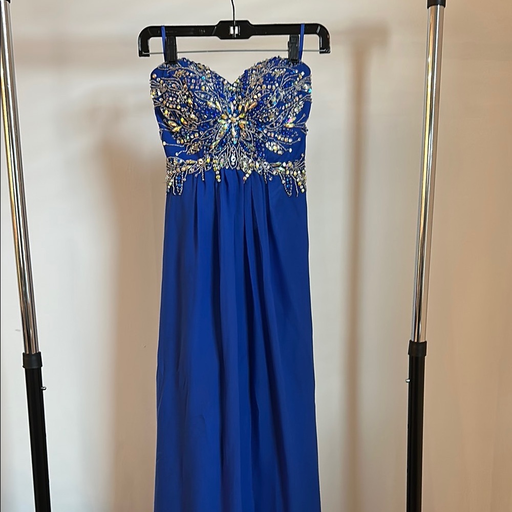 Blue Strapless Junior Prom Dress